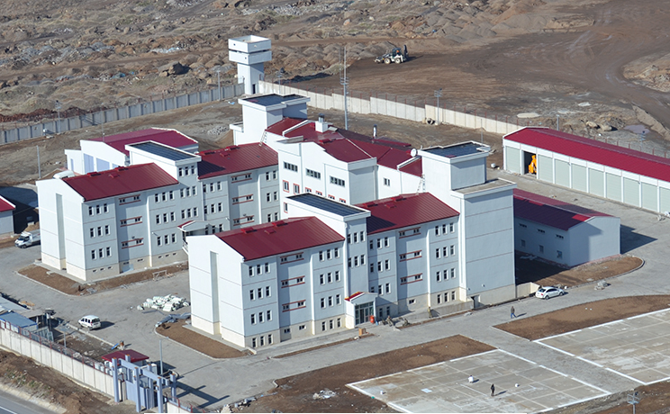 Bitlis İli Tatvan İlçesi Jandarma Özel Harekat Tabur Komutanlığı Hizmet Binaları İle Altyapı Ve Çevre Düzenlemesi İnşaatı İşi